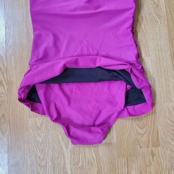 Shore Shapes Swimwear Ruched One Piece Swim Dress sz 8 - Picture 4 of 9